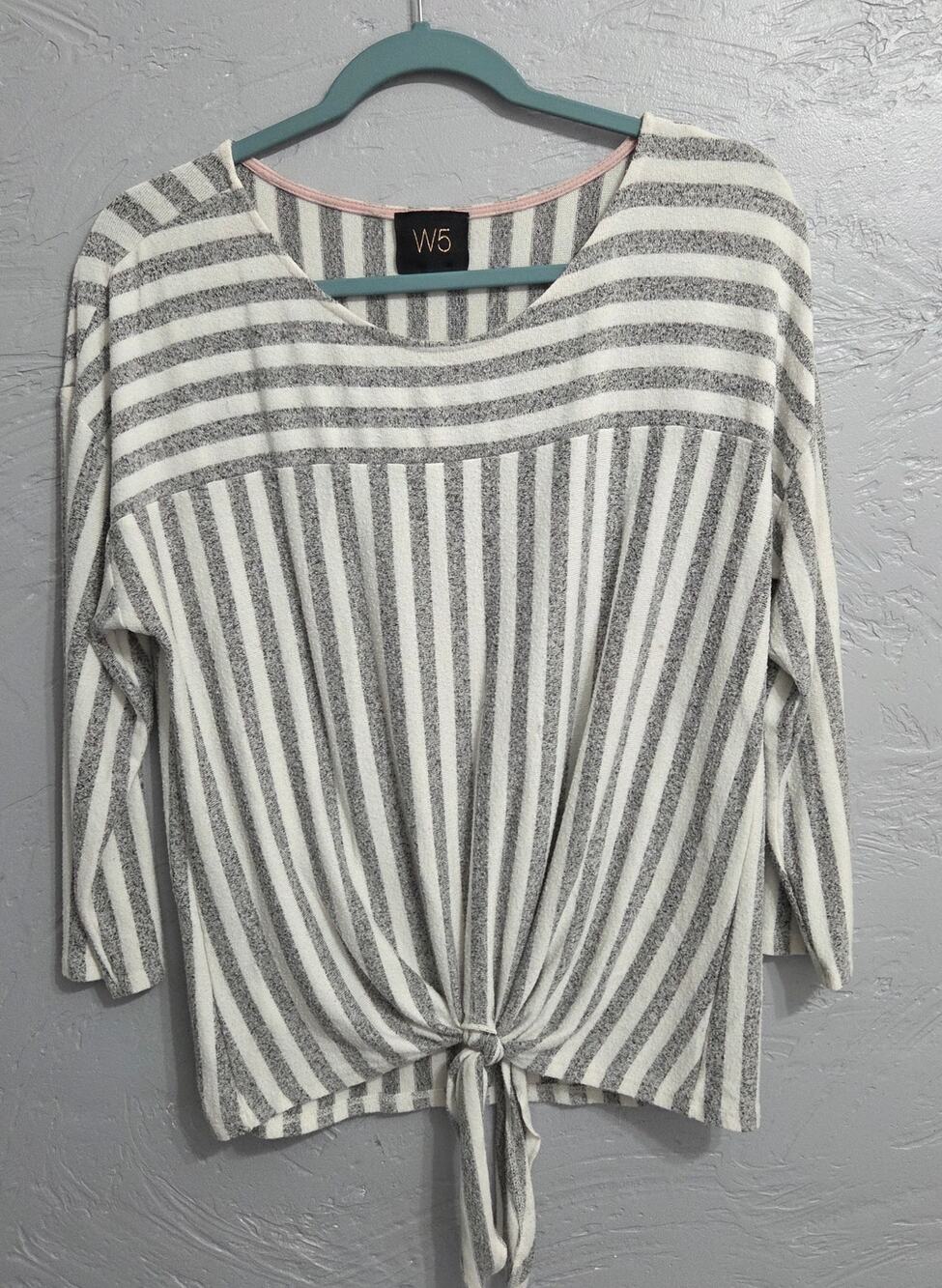 W5 Grey White Striped Woman's Top Size Medium
